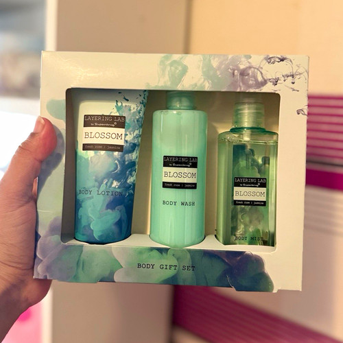 Layering lab blossom body - body, gift